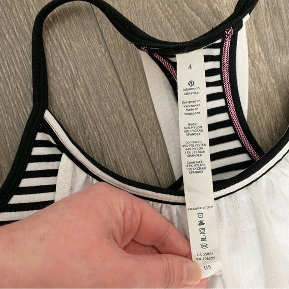 Lululemon No Limits Tank Top White Classic Stripe Black White Black Size 4 - Picture 15 of 16
